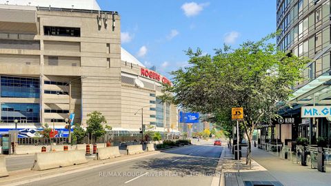 Photo 35 at M03 - 9 Spadina Avenue, Waterfront Communities C1, Toronto