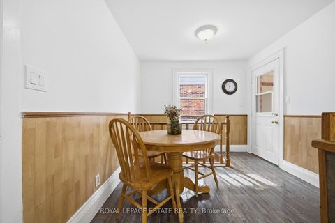 Photo 7 at 22 Medford Avenue, Oakridge, Toronto