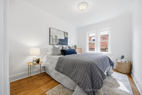 Photo 8 at 22 Medford Avenue, Oakridge, Toronto