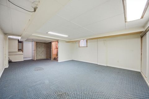 Photo 15 at 22 Medford Avenue, Oakridge, Toronto