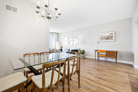 Photo 8 at 611 - 5 Concorde Place, Don Mills, Toronto