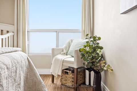 Photo 32 at 611 - 5 Concorde Place, Don Mills, Toronto