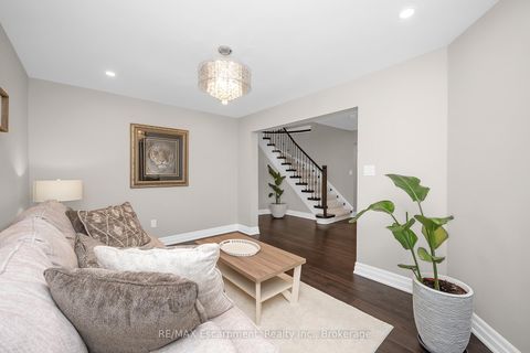 Photo 8 at 357 Nahani Way, Hurontario, Mississauga