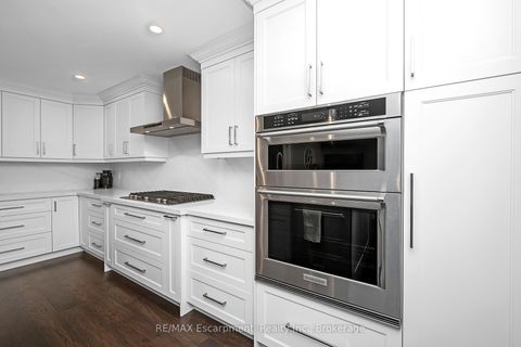 Photo 22 at 357 Nahani Way, Hurontario, Mississauga