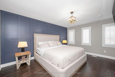 Photo 33 at 357 Nahani Way, Hurontario, Mississauga