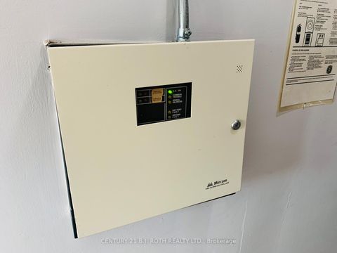 Photo 7 at 156 Dunlop Street W, City Centre, Barrie