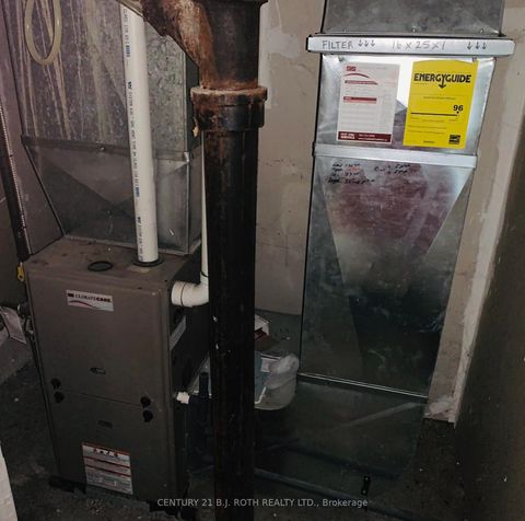 Photo 8 at 156 Dunlop Street W, City Centre, Barrie