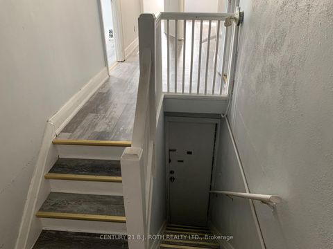 Photo 17 at 156 Dunlop Street W, City Centre, Barrie