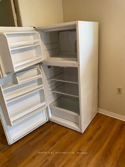 Photo 32 at 156 Dunlop Street W, City Centre, Barrie