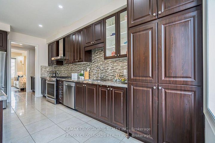 Photo 18 at 119 Russell Creek Drive, Wellington North, Brampton