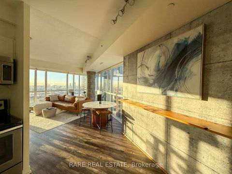 Photo 3 at 1009 - 5101 Dundas Street W, City Centre West, Toronto