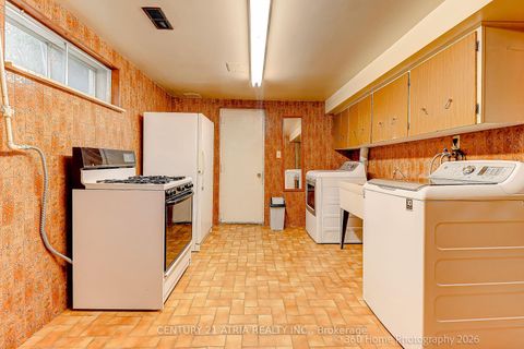 Photo 17 at 23 Tumpane Street, CFB, Toronto