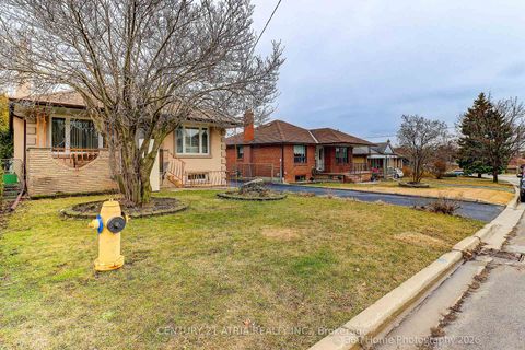 Photo 23 at 23 Tumpane Street, CFB, Toronto