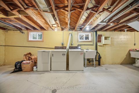 Photo 25 at 1 Loyalist Road, Kingsway South, Toronto