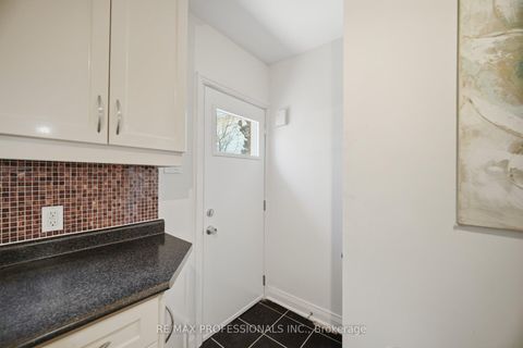 Photo 28 at 1 Loyalist Road, Kingsway South, Toronto