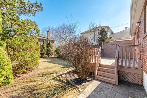 Photo 32 at 1 Loyalist Road, Kingsway South, Toronto
