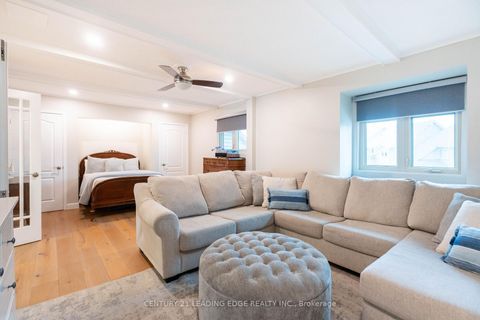 Photo 16 at 9 - 9 Davy Point Circle, Historic Lakeshore Communities, Georgina