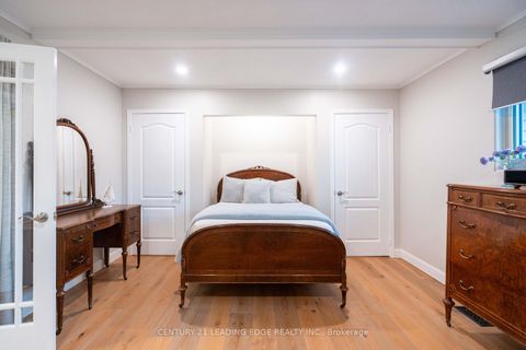 Photo 17 at 9 - 9 Davy Point Circle, Historic Lakeshore Communities, Georgina