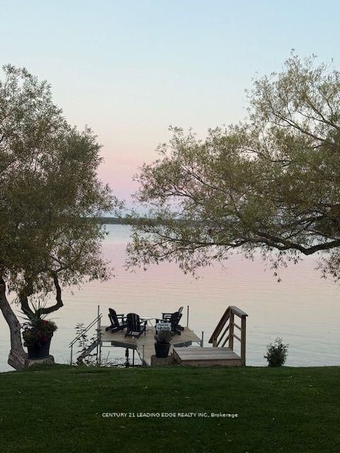 Photo 36 at 9 - 9 Davy Point Circle, Historic Lakeshore Communities, Georgina