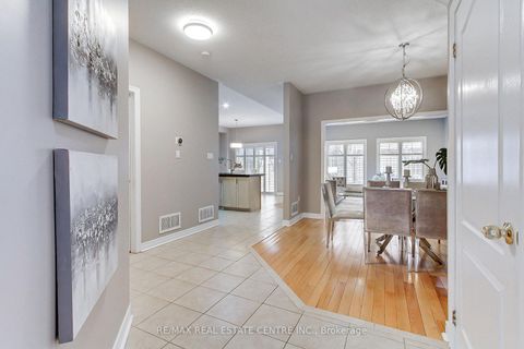 Photo 6 at 54 Woodbury Crescent, Summerhill Estates, Newmarket