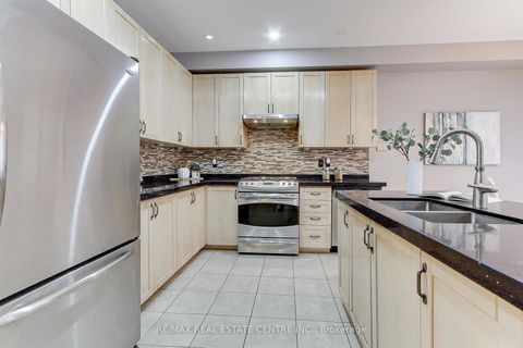 Photo 12 at 54 Woodbury Crescent, Summerhill Estates, Newmarket