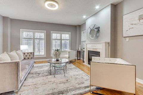 Photo 19 at 54 Woodbury Crescent, Summerhill Estates, Newmarket