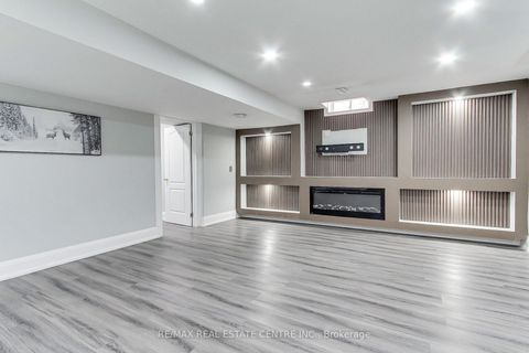 Photo 41 at 54 Woodbury Crescent, Summerhill Estates, Newmarket