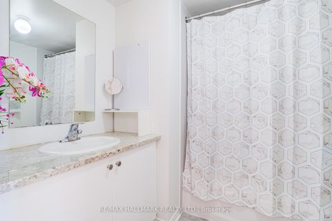 Photo 6 at 55 Ted Wray Circle, CFB, Toronto