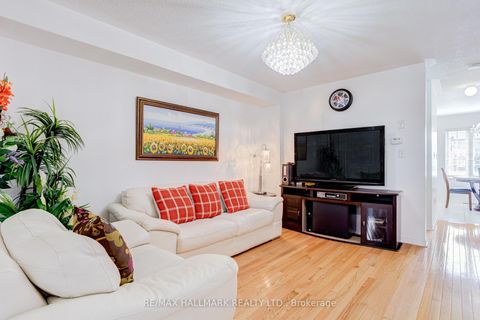 Photo 8 at 55 Ted Wray Circle, CFB, Toronto