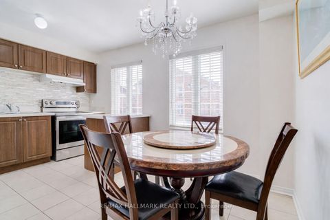 Photo 12 at 55 Ted Wray Circle, CFB, Toronto