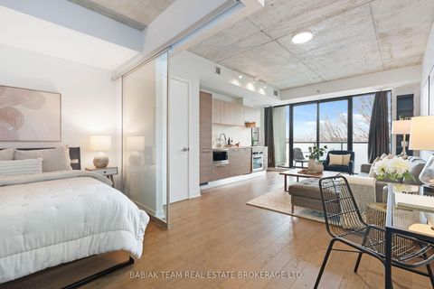 Photo 5 at 401 - 530 Indian Grove, Junction Area, Toronto