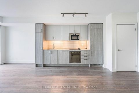 Photo 8 at 1610 - 77 Mutual Street, Yonge Corridor, Toronto