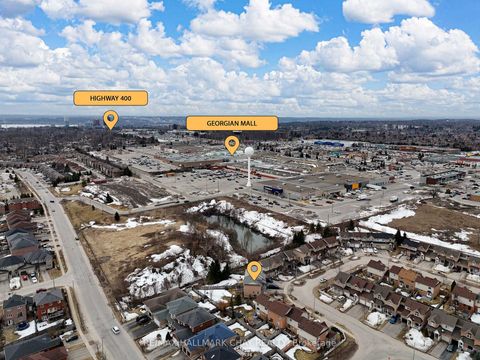 Photo 3 at 127 Trevino Circle, East Bayfield, Barrie