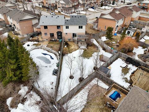 Photo 24 at 127 Trevino Circle, East Bayfield, Barrie