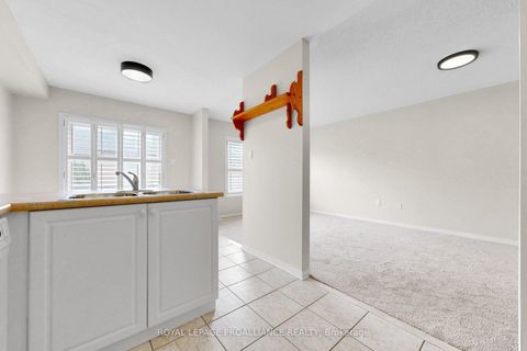 Photo 13 at 58 Coleridge Drive, Summerhill Estates, Newmarket