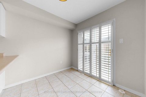 Photo 16 at 58 Coleridge Drive, Summerhill Estates, Newmarket