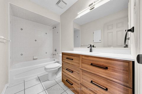 Photo 21 at 58 Coleridge Drive, Summerhill Estates, Newmarket