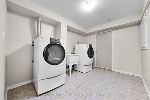 Photo 32 at 58 Coleridge Drive, Summerhill Estates, Newmarket