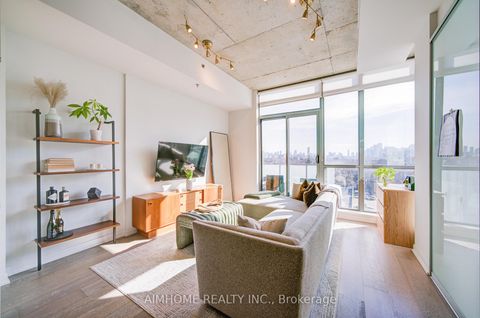 Photo 5 at 610 - 8 Gladstone Avenue, Little Portugal, Toronto