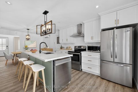 Photo 8 at 22 Second Street, Pefferlaw, Georgina