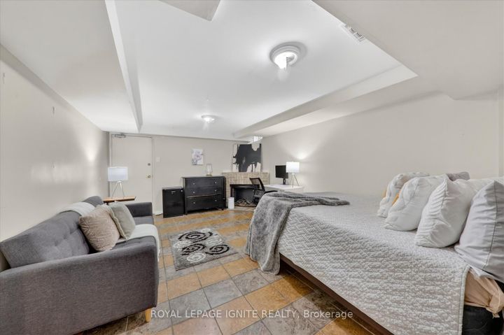 Photo 28 at 56 - 2 Dailing Gate, Malvern, Toronto