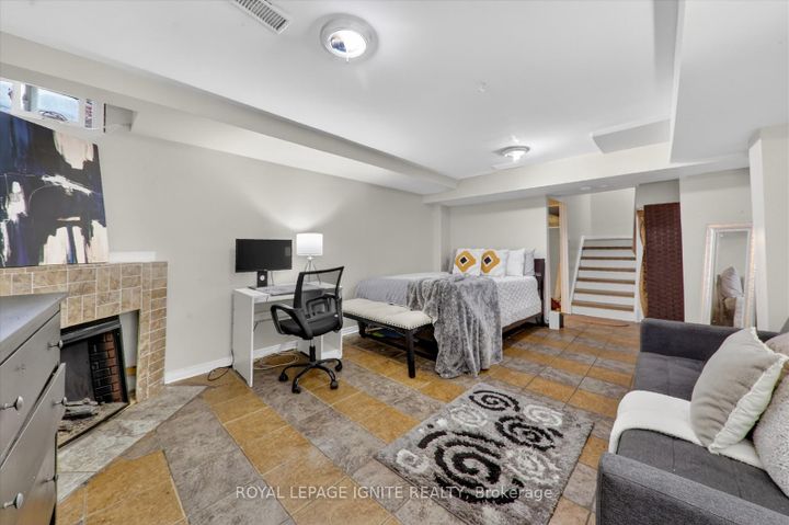 Photo 29 at 56 - 2 Dailing Gate, Malvern, Toronto