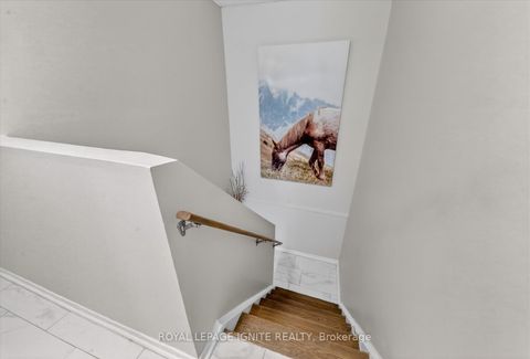 Photo 15 at 56 - 2 Dailing Gate, Malvern, Toronto