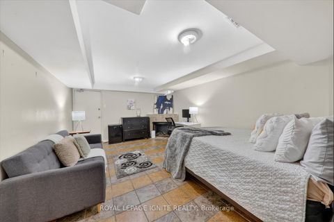 Photo 27 at 56 - 2 Dailing Gate, Malvern, Toronto