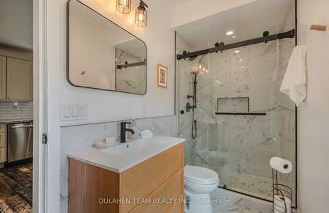 Photo 11 at 389 Ontario Street, Central Newmarket, Newmarket