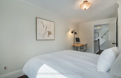 Photo 15 at 389 Ontario Street, Central Newmarket, Newmarket