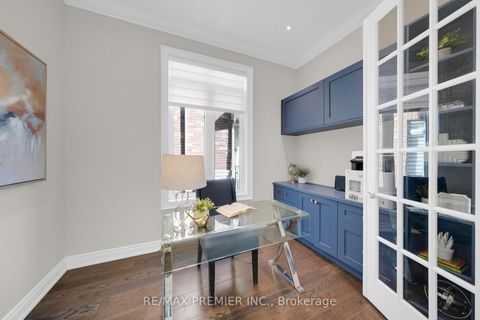 Photo 3 at 67 Garyscholl Road, Vellore Village, Vaughan