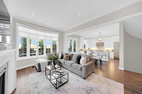 Photo 12 at 67 Garyscholl Road, Vellore Village, Vaughan