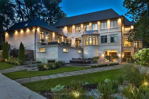 Photo 3 at 382 Old Yonge Street, Windfields, Toronto