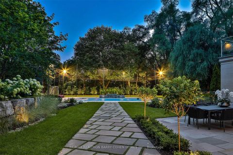 Photo 10 at 382 Old Yonge Street, Windfields, Toronto